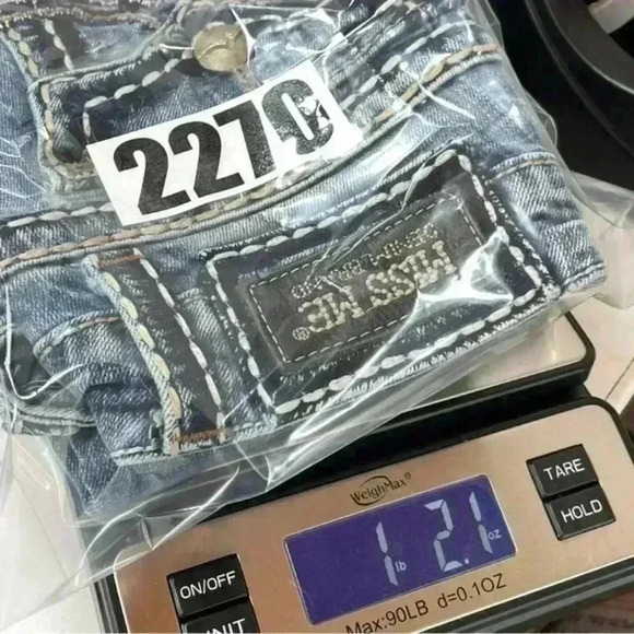 Miss Me Irene Straight Leg Altered Hem Women's  CropJeans Size 26 2270/1.2 - Picture 10 of 10